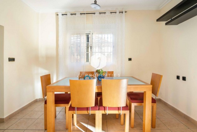 Segunda mano - Villa -
Orihuela Costa - Los Almendros-la Florida