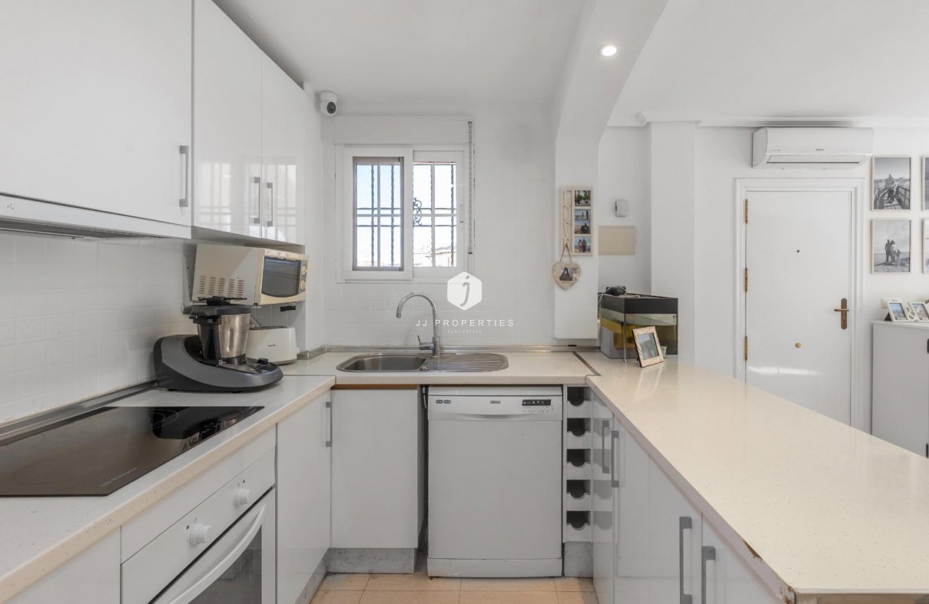 Resale - Chalet -
Cabo Roig - Lomas de Cabo Roig