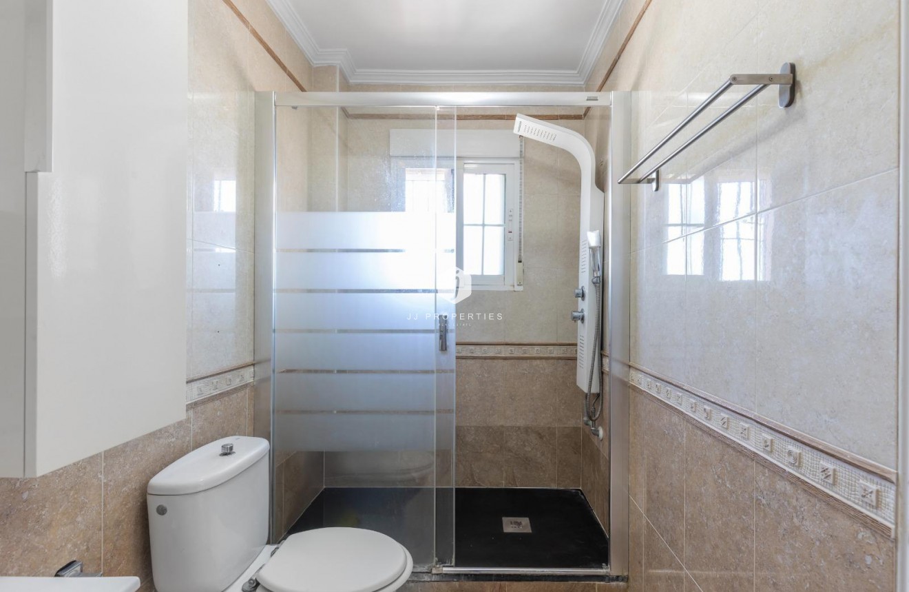 Resale - Chalet -
Cabo Roig - Lomas de Cabo Roig