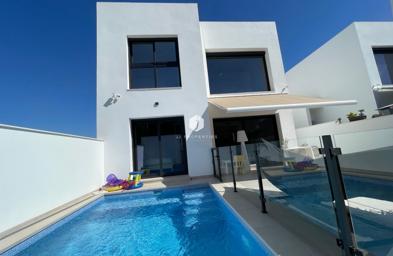 Segunda mano - Villa -
Formentera del Segura - Costa Blanca