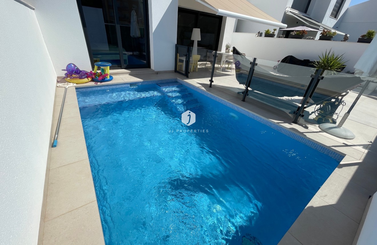 Segunda mano - Villa -
Formentera del Segura - Costa Blanca