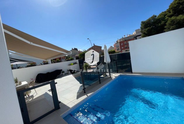 Segunda mano - Villa -
Formentera del Segura - Costa Blanca