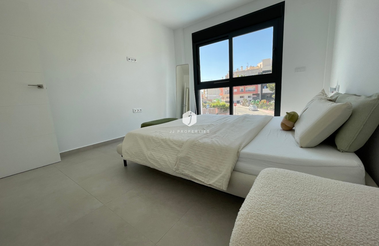 Segunda mano - Villa -
Formentera del Segura - Costa Blanca