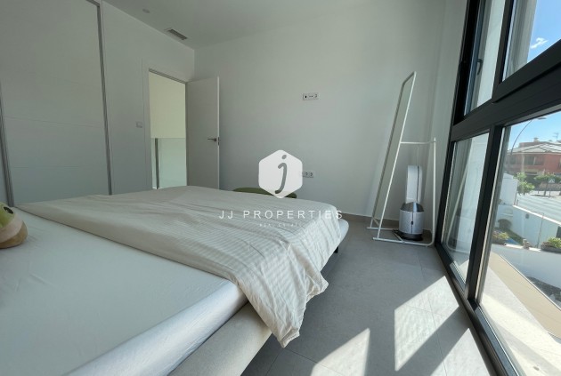 Segunda mano - Villa -
Formentera del Segura - Costa Blanca