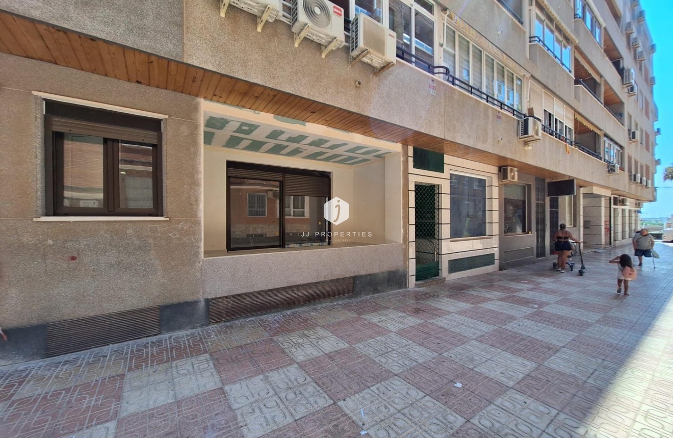 D'occasion - Appartement -
Torrevieja - Acequion