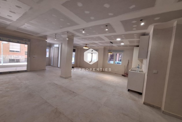 D'occasion - Appartement -
Torrevieja - Acequion