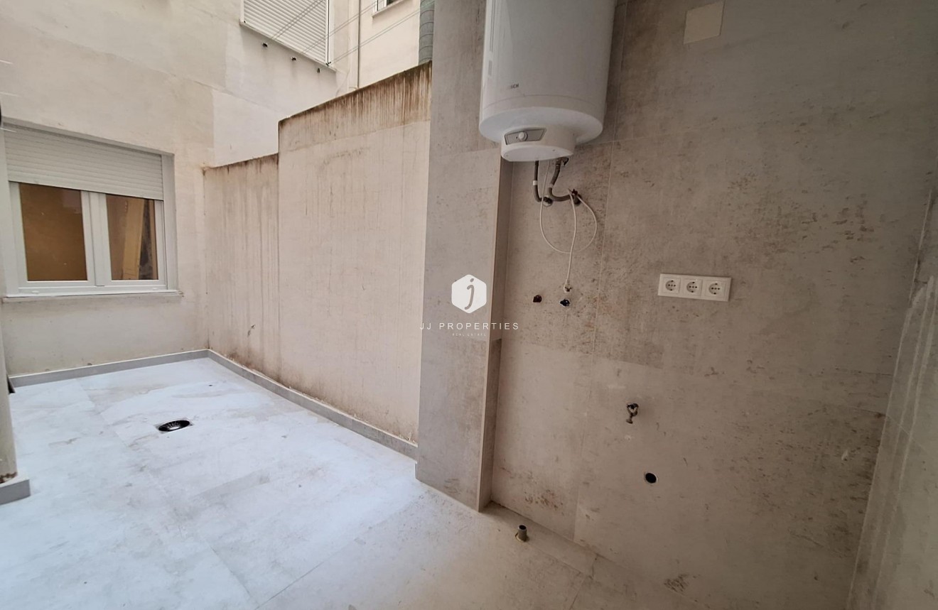 D'occasion - Appartement -
Torrevieja - Acequion