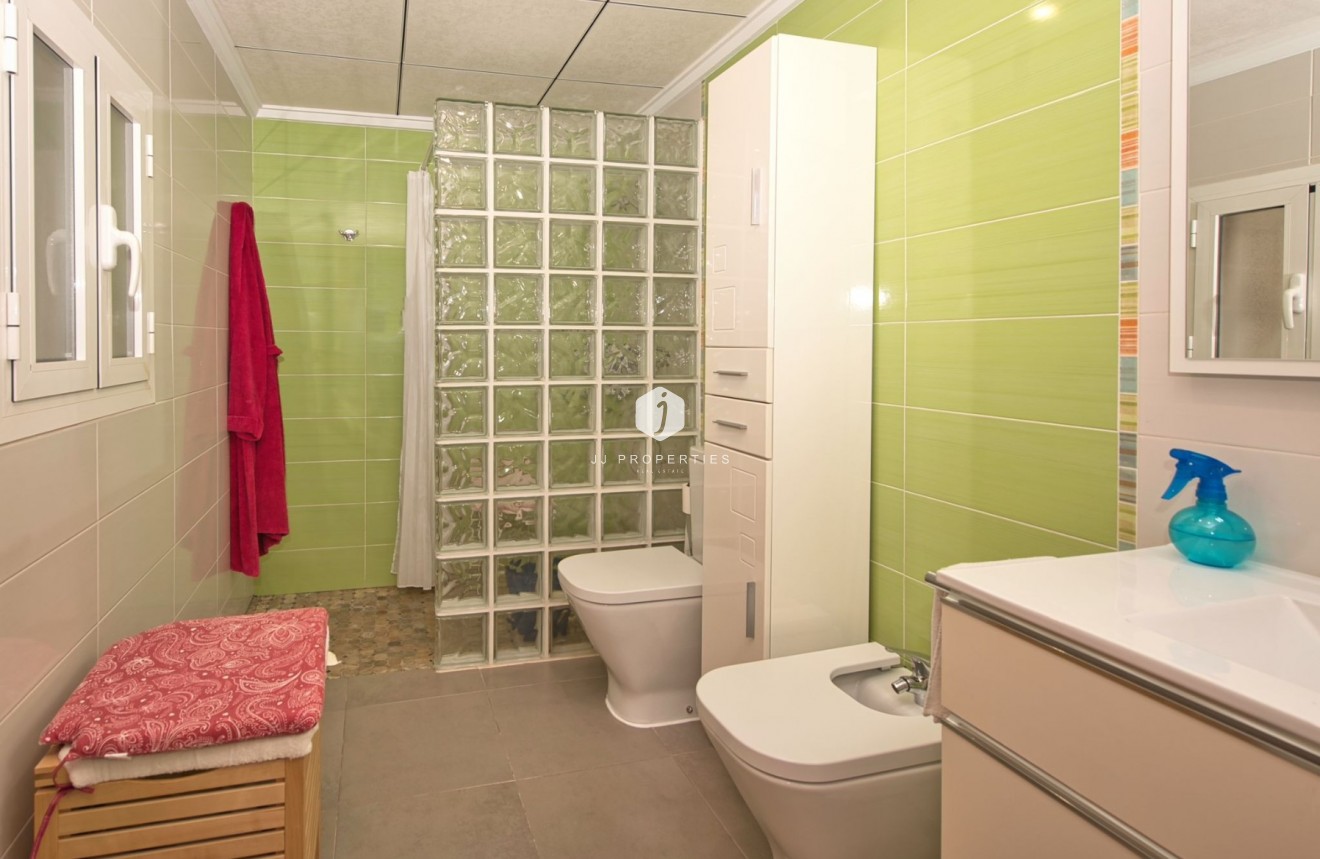 Resale - Villa -
Benijofar - Costa Blanca