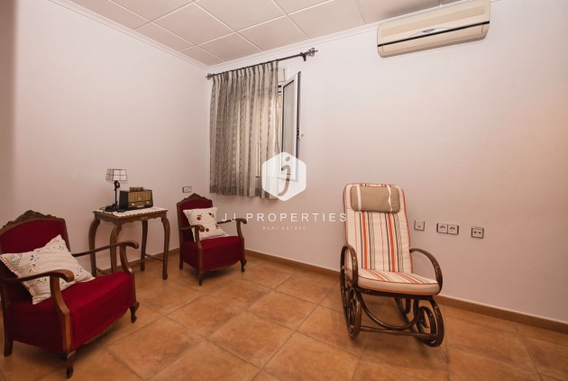 Resale - Villa -
Benijofar - Costa Blanca