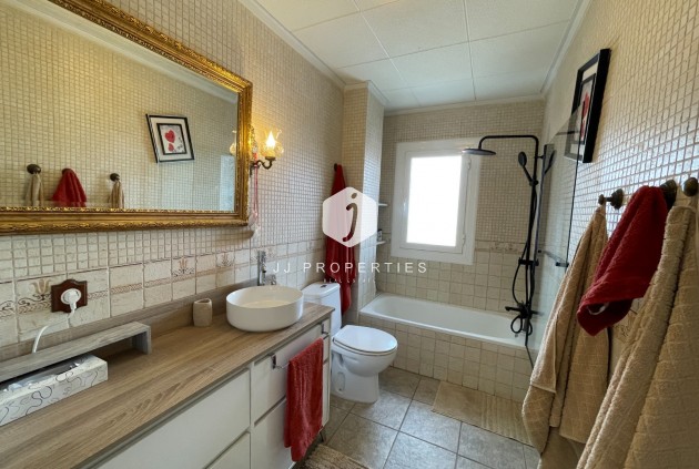 Resale - Apartment / flat -
Almoradí - Inland