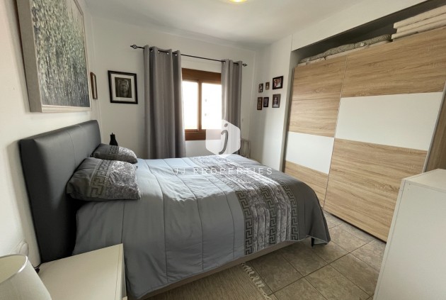 Resale - Apartment / flat -
Almoradí - Inland