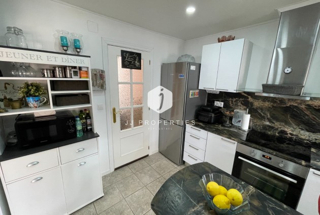 Resale - Apartment / flat -
Almoradí - Inland