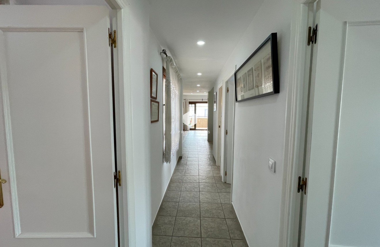 Resale - Apartment / flat -
Almoradí - Inland