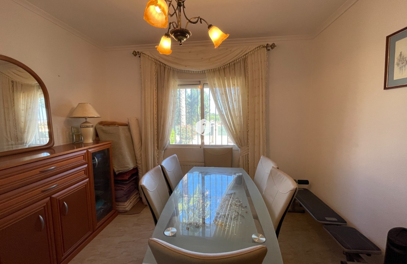 Resale - Villa -
Catral - Costa Blanca