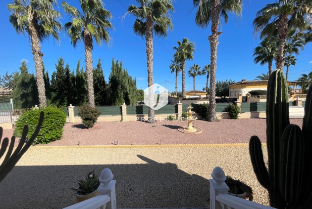 Resale - Villa -
Catral - Costa Blanca