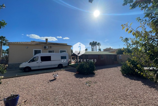 Resale - Villa -
Catral - Costa Blanca