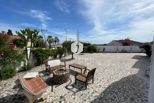 D'occasion - Villa -
Ciudad Quesada - Costa Blanca