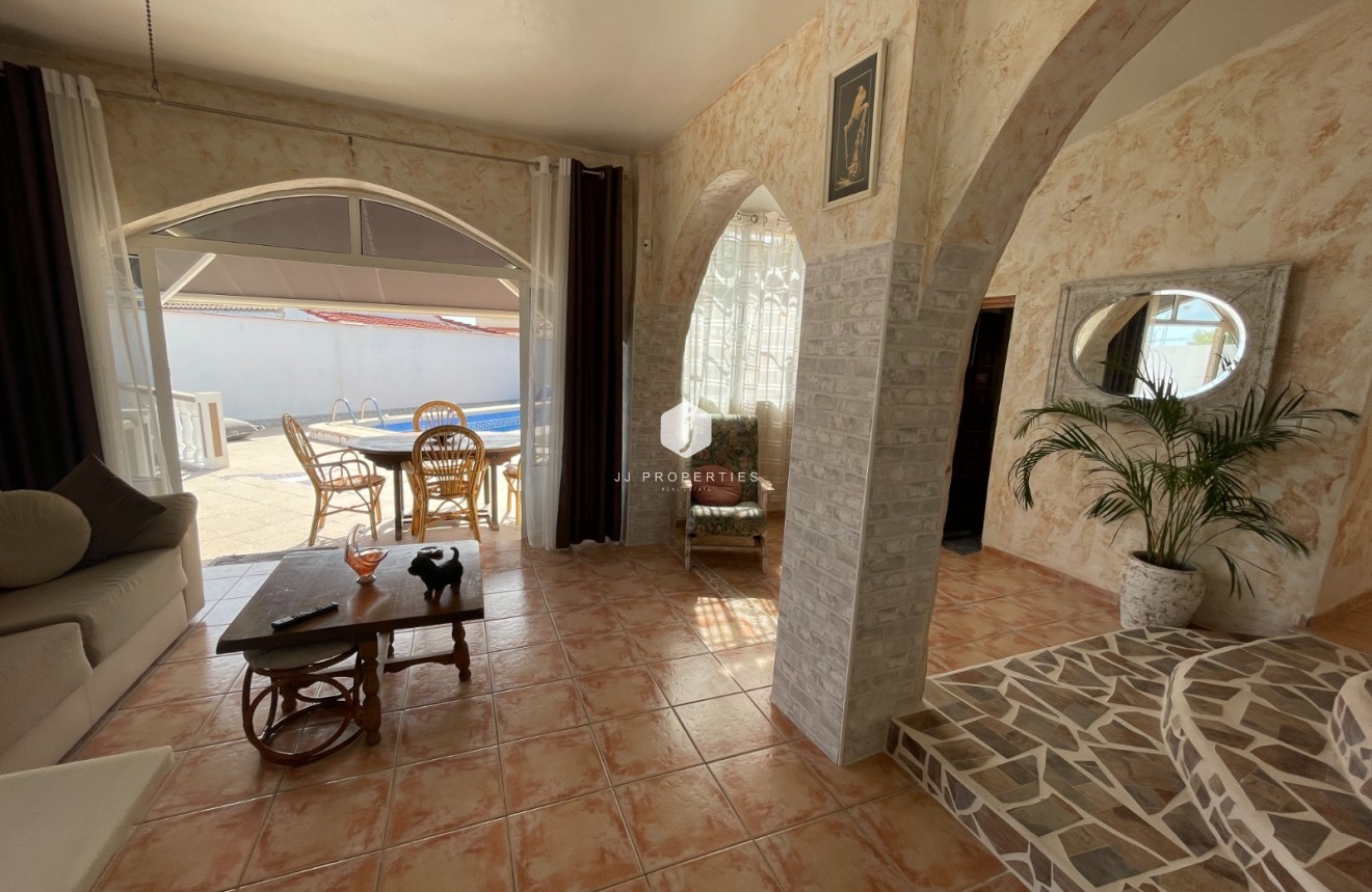 D'occasion - Villa -
Ciudad Quesada - Costa Blanca