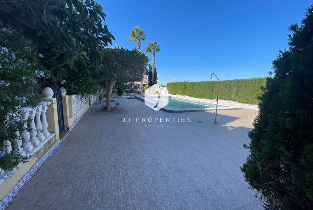 Aus zweiter Hand - Villa -
Guardamar del Segura - Costa Blanca