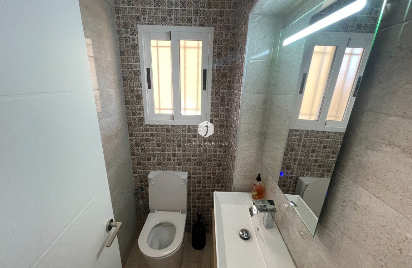 Aus zweiter Hand - Villa -
Guardamar del Segura - Costa Blanca