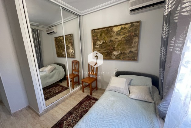 Aus zweiter Hand - Villa -
Guardamar del Segura - Costa Blanca