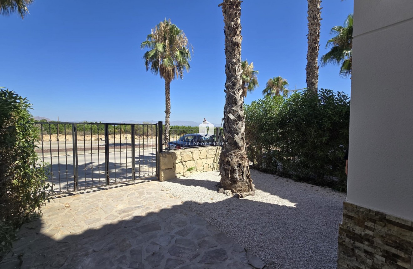 Segunda mano - Duplex -
Algorfa - Inland