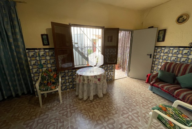 Resale - Chalet -
Jacarilla - Inland