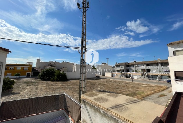 Resale - Chalet -
Jacarilla - Inland