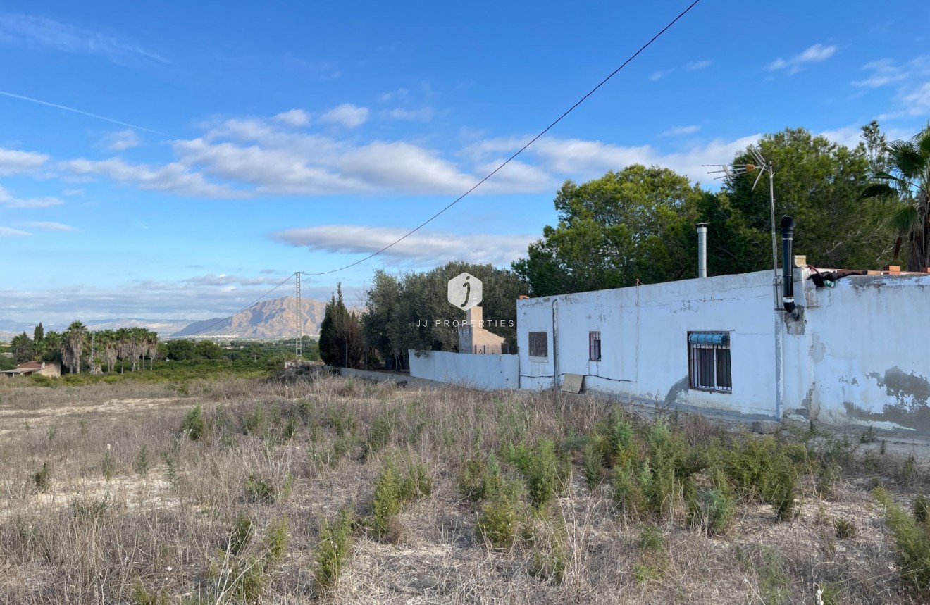 Resale - Country Property -
Jacarilla - Inland