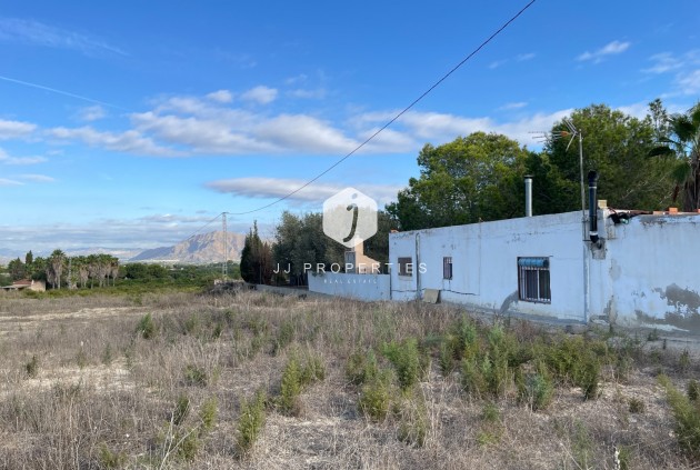 Resale - Country Property -
Jacarilla - Inland