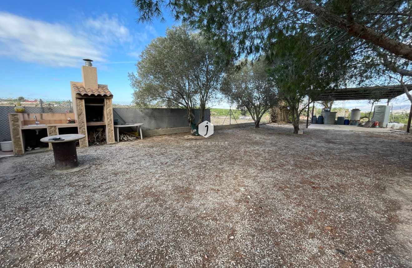 Resale - Country Property -
Jacarilla - Inland