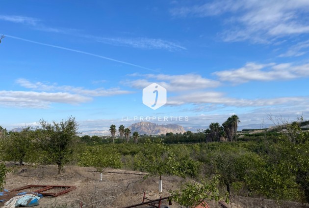 Resale - Country Property -
Jacarilla - Inland