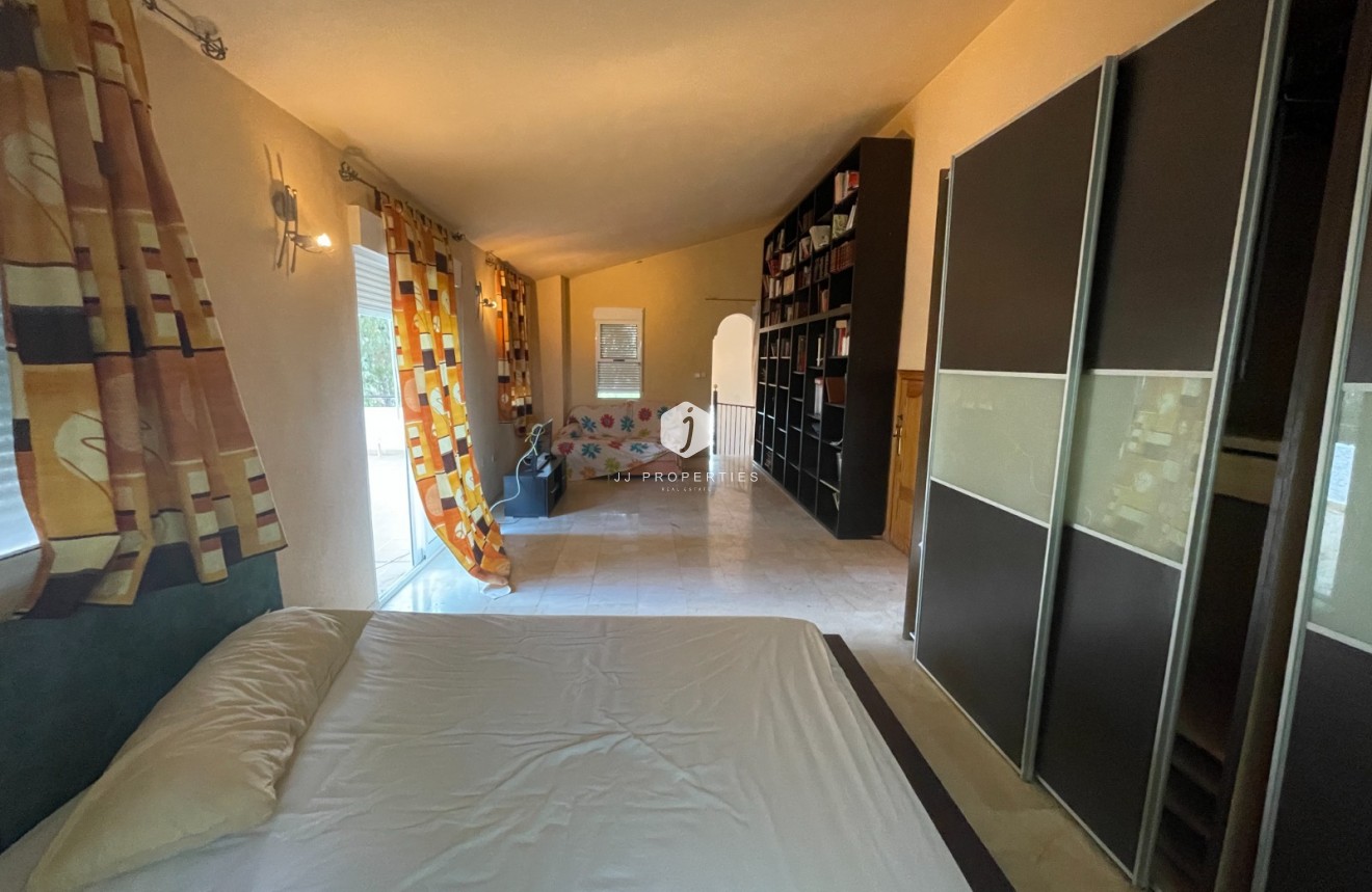 Resale - Country Property -
Albatera - Inland