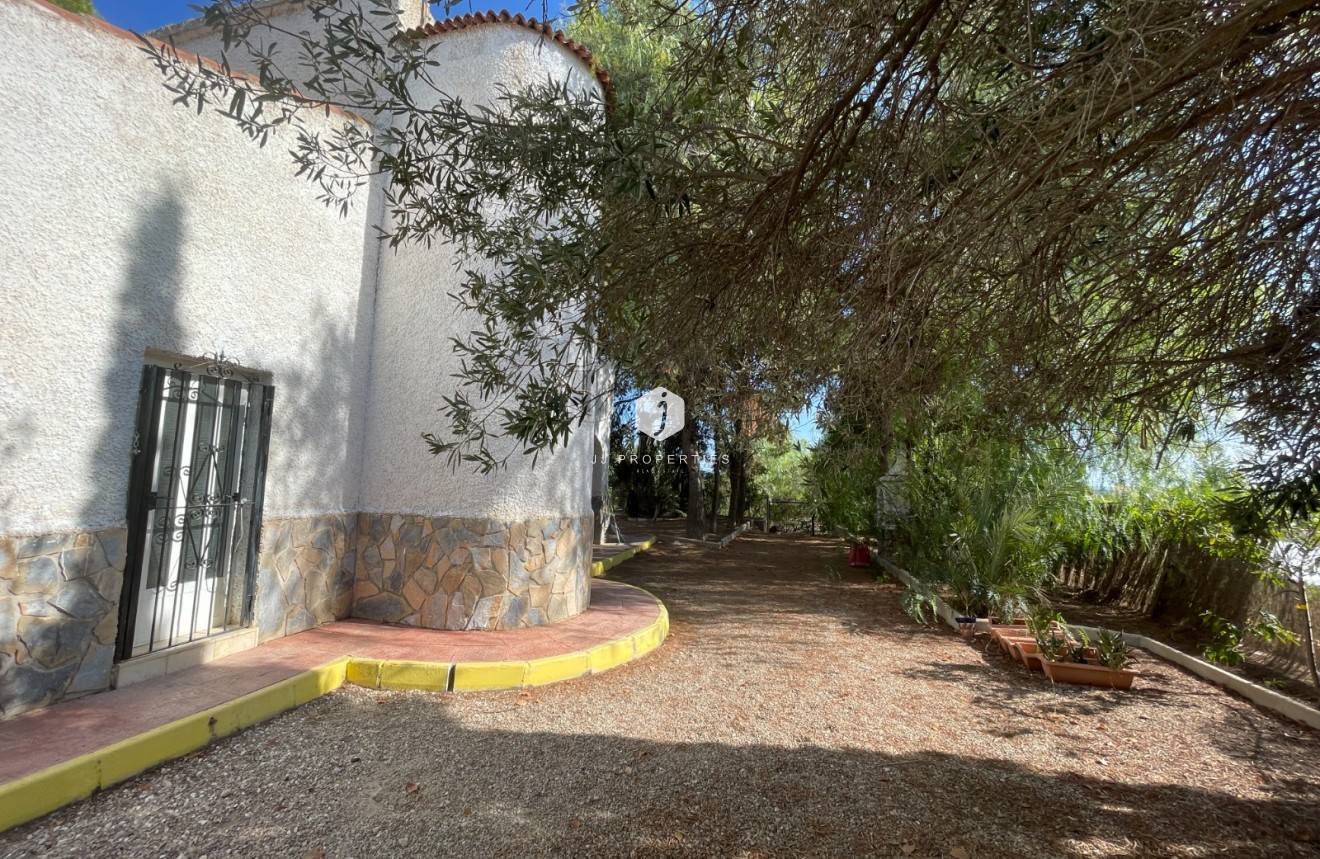 Resale - Country Property -
Albatera - Inland