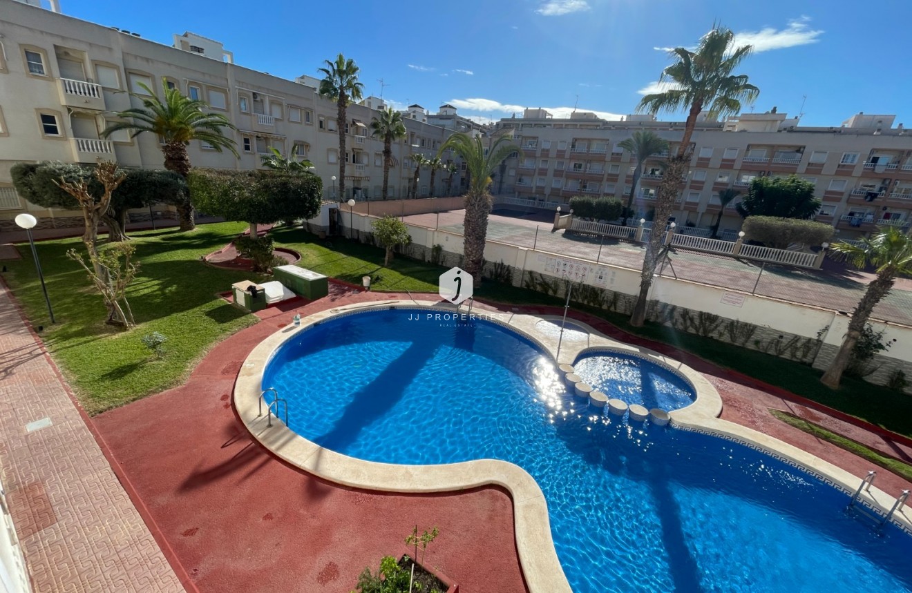 Resale - Apartment / flat -
Torrevieja - Costa Blanca