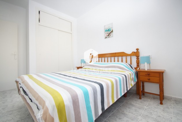 Resale - Bungalow -
Orihuela Costa - Costa Blanca