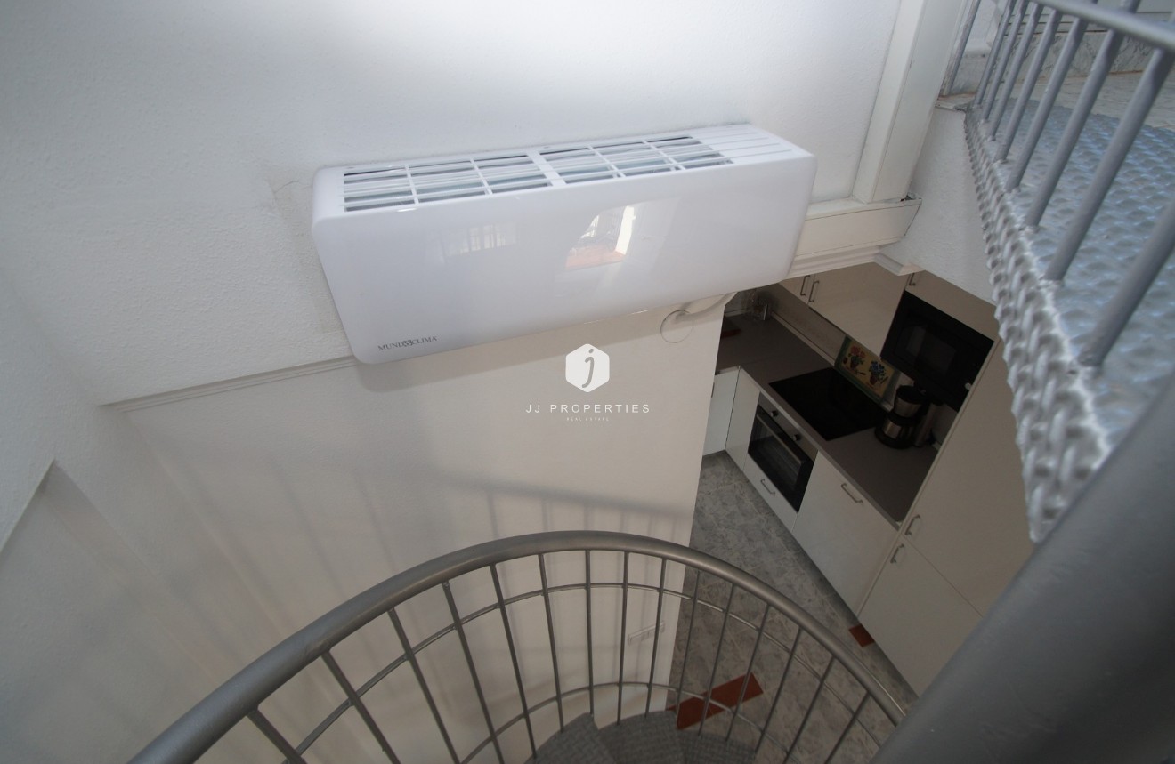 Resale - Bungalow -
Orihuela Costa - Costa Blanca