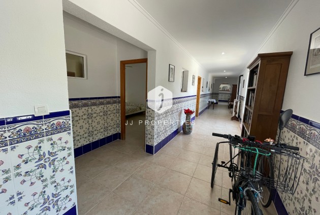 Resale - Villa -
Daya Nueva - Costa Blanca