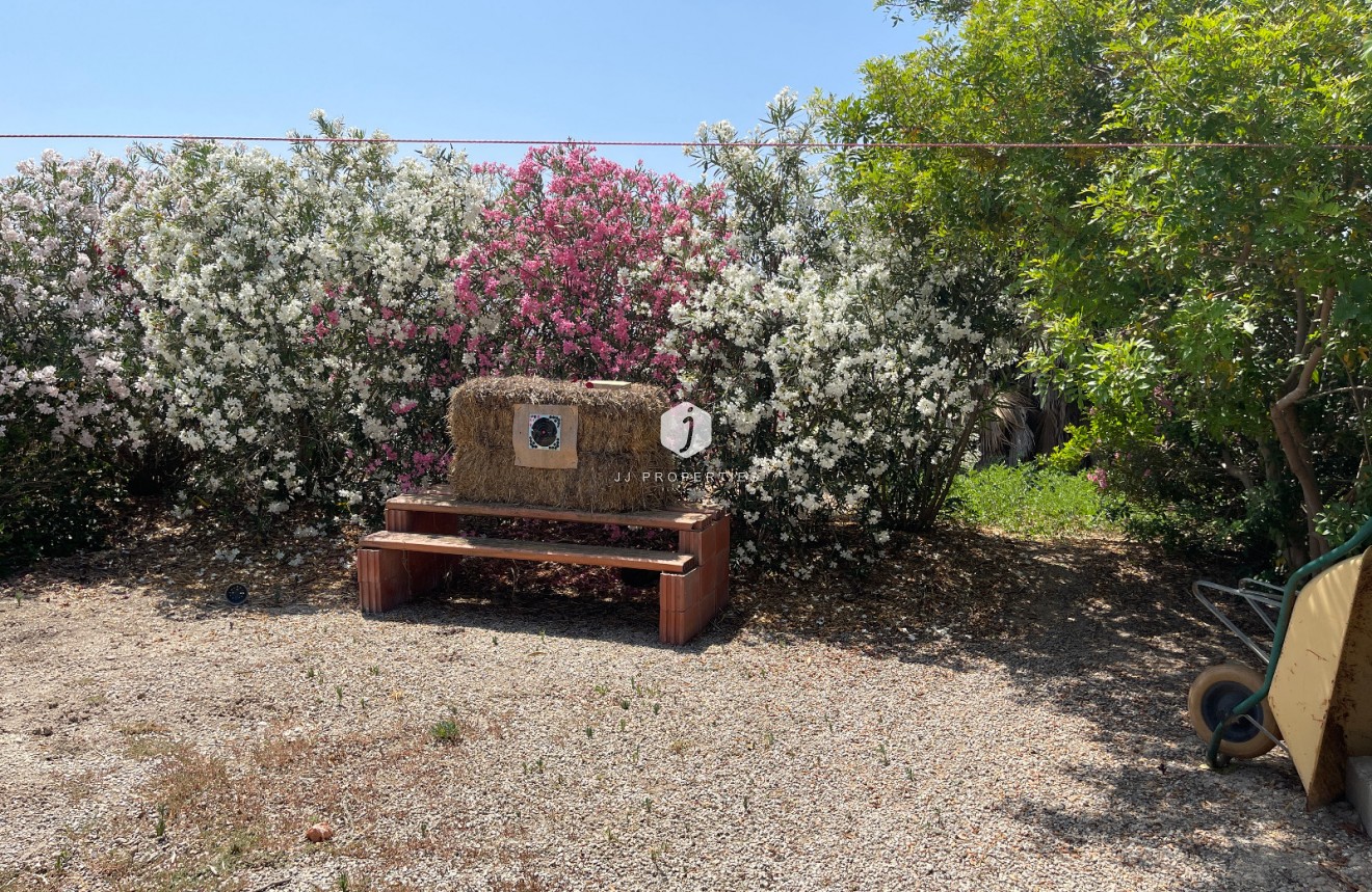 Resale - Villa -
Daya Nueva - Costa Blanca