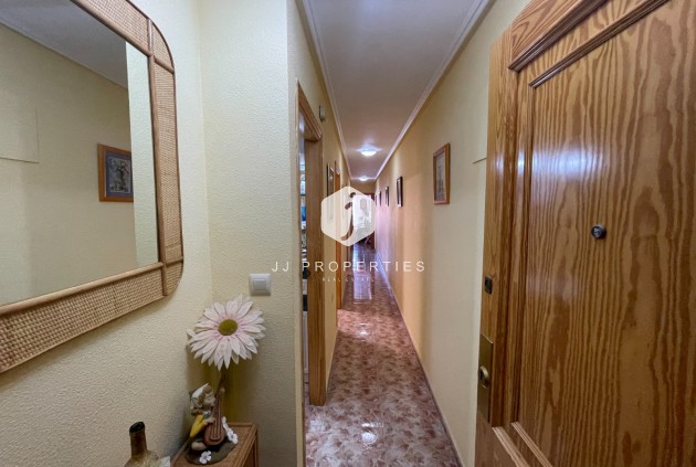 Resale - Apartment / flat -
La Mata - Costa Blanca