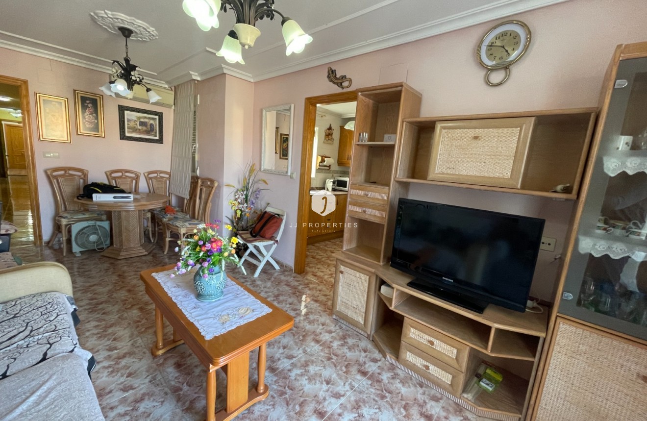 Resale - Apartment / flat -
La Mata - Costa Blanca