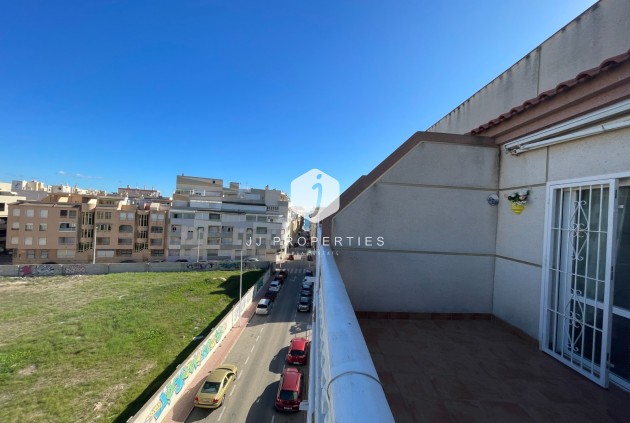 Resale - Apartment / flat -
La Mata - Costa Blanca