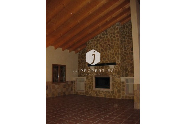 Segunda mano - Casa de campo -
Benferri - Inland