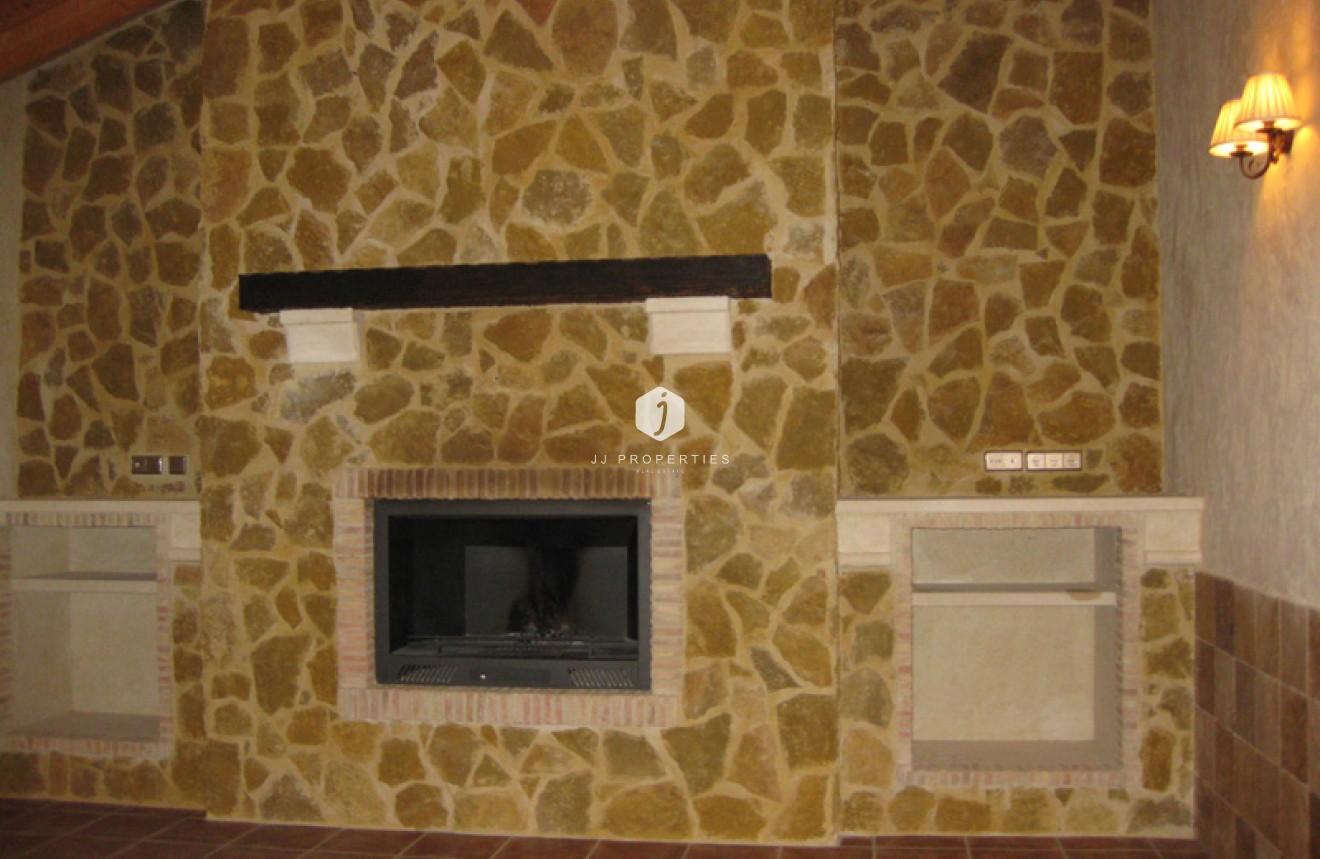 Segunda mano - Casa de campo -
Benferri - Inland