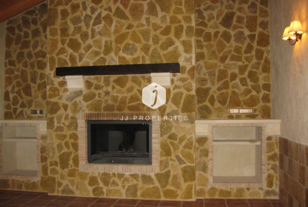 Segunda mano - Casa de campo -
Benferri - Inland