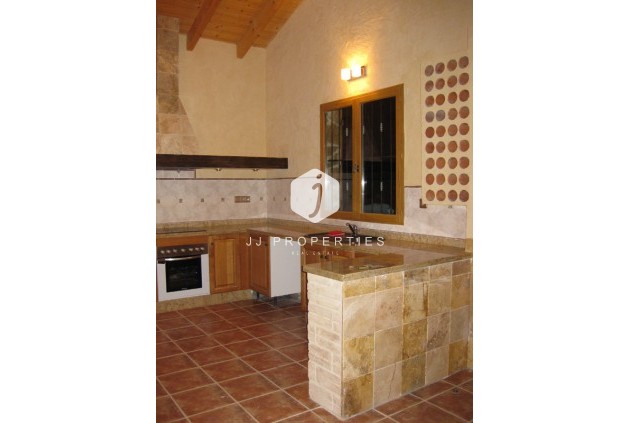 Segunda mano - Casa de campo -
Benferri - Inland