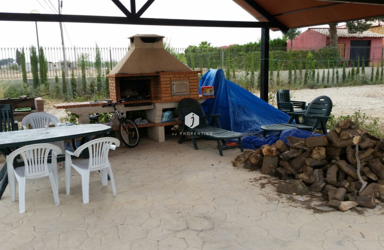 Segunda mano - Casa de campo -
Benferri - Inland