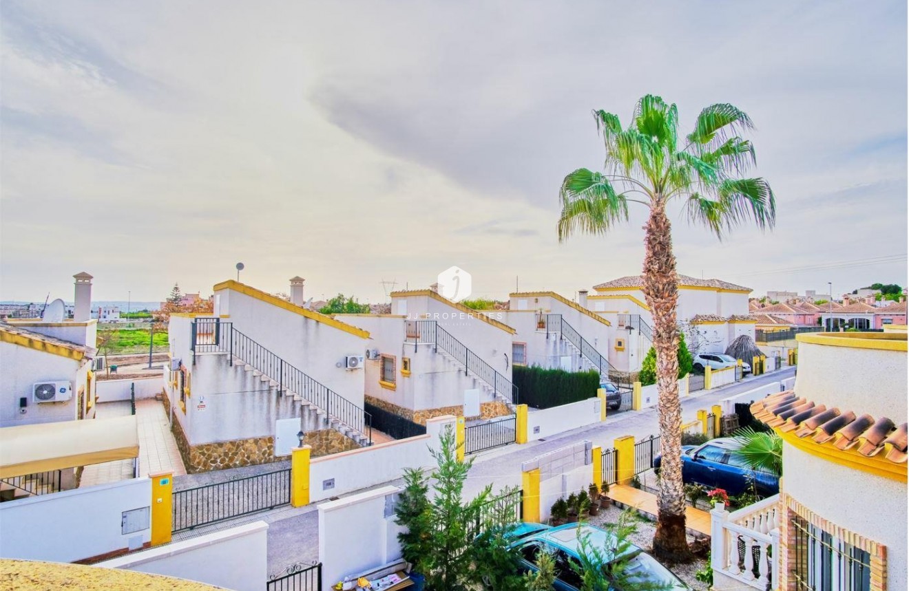 Resale - Villa -
Los Montesinos - Costa Blanca