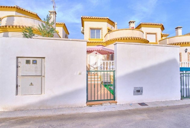 Resale - Villa -
Los Montesinos - Costa Blanca