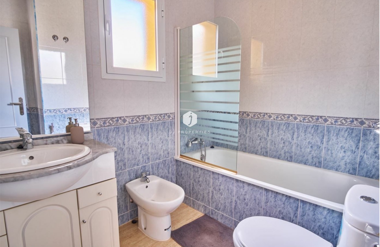 Resale - Villa -
Los Montesinos - Costa Blanca